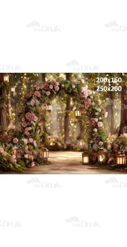 Tło fotograficzne z kwiatowym łukiem i latarenkami w magicznym lesie | E554